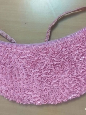 Vintage women's pink hand bag used with sequins