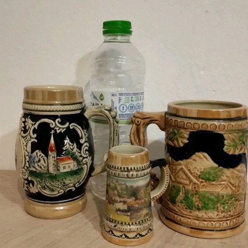 Collectible beer glasses pack of 3, 250ml capacity, like new