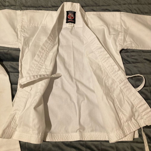 Olympus karate uniform for height 110cm almost unused, like new