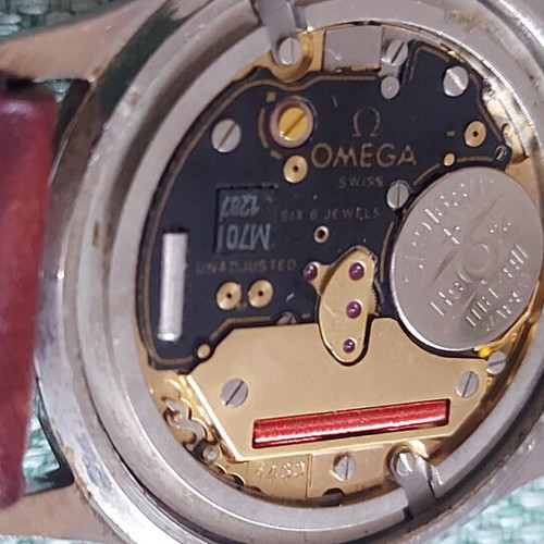 Omega Seamaster quartz date watch unisex 34mm