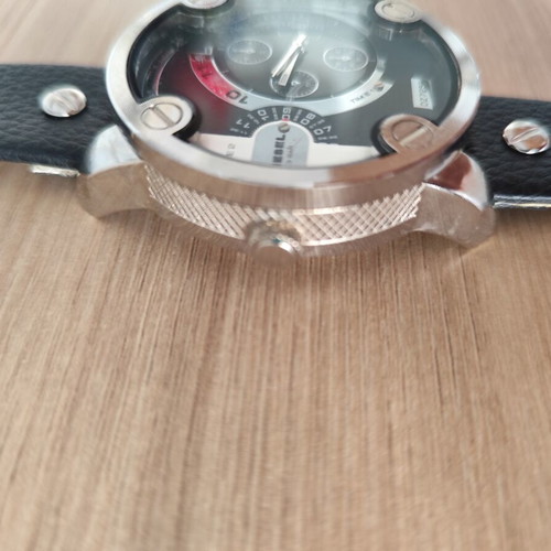 Diesel Little Daddy DZ7256 watch like new with black leather strap