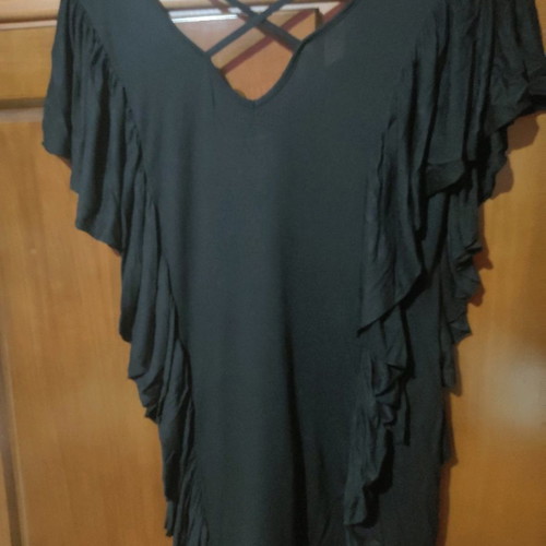 Paranoia blouse like new, size M-L with chains and side fabric