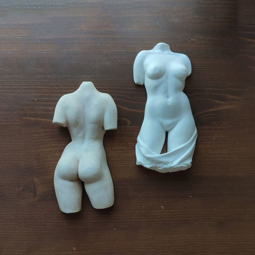 Wall sculptures female body set like new, gypsum