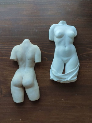 Wall sculptures female body set like new, gypsum