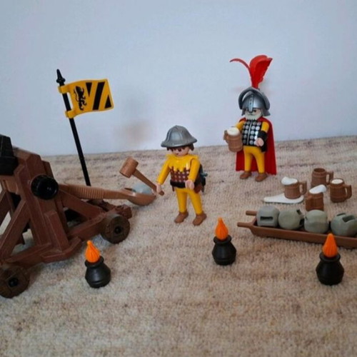 Playmobil knights complete set like new