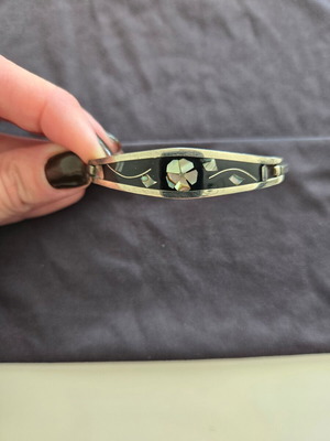 Vintage Mexico Alpaca bracelet like new, black and silver