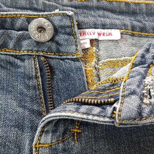 Tally Weijl women's denim shorts like new, size M, blue