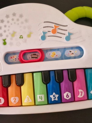 Fisher Price Piano like new educational toy