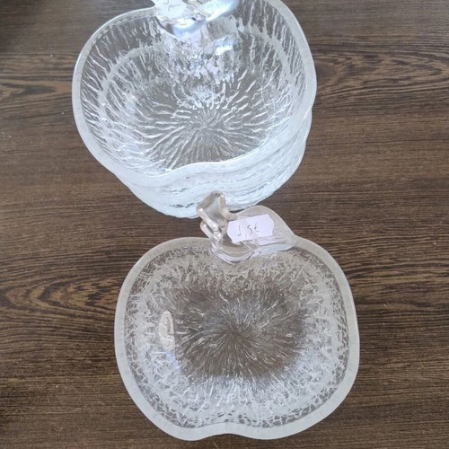 Set of 5 glass dessert bowls apple-shaped, like new