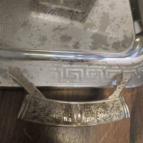 Metal serving tray