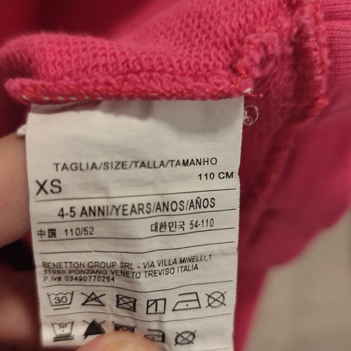 Sweatshirts pack of 3 used for 4-5 years, Benetton, H&M, Disney