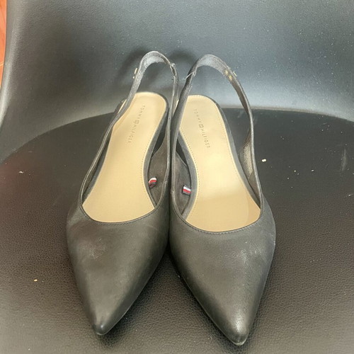 Tommy Hilfiger Feminine Leather Slingback Pumps like new, black, size 38
