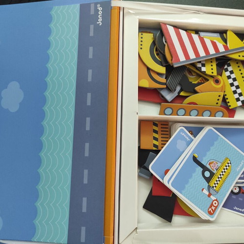 Janod Magnetic Book Vehicles like new