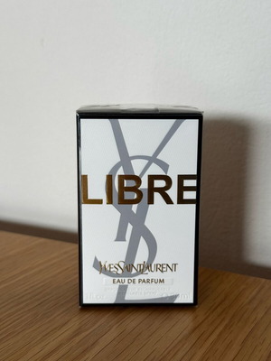 Άρωμα Yves Saint Laurent Libre Eau de Parfum 30ml καινούργιο, refillable