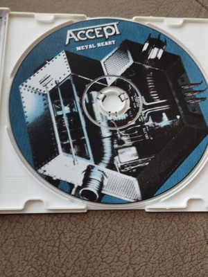 Accept Metal Heart CD used, metal genre