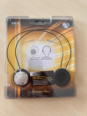 Headphones set new, hybrid connection, all four together
