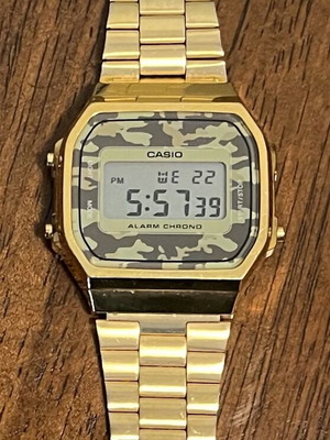 Casio Vintage Collection Gold A168WEGC-5EF watch like new