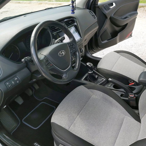 Hyundai i20 μεταχειρισμένο diesel 2015, 213.000 χλμ, μαύρο