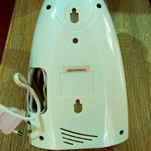 Electric can opener and knife sharpener like new