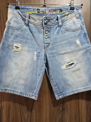Desigual denim shorts like new, size 26 (EU 36), blue