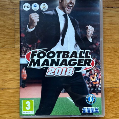 Football Manager 2018 PC used, small crack on case