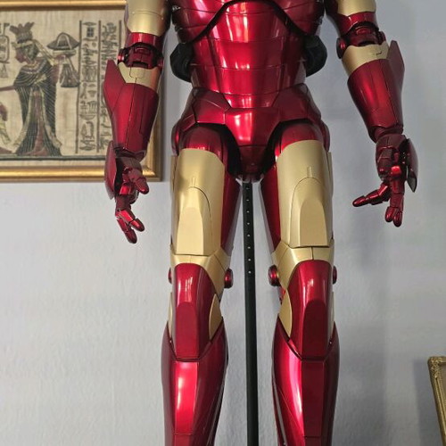 Iron Man Deagostini new, 60 cm tall with magazines