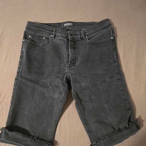 Black men's jean bermuda shorts used, waist size 44cm