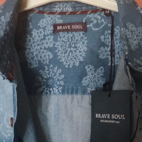 Denim shirt Brave Soul new, floral paisley pattern, size M