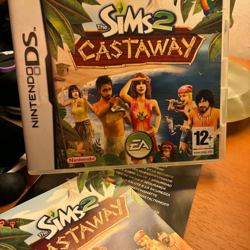 Sims Castaway for Nintendo DS like new with all manuals