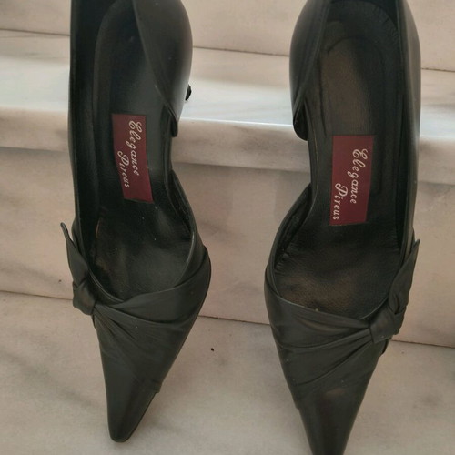 Leather black pumps used, size 38, 5 cm heel