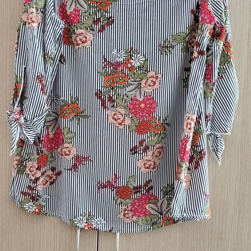 Maki Philosophy floral striped blouse, size L