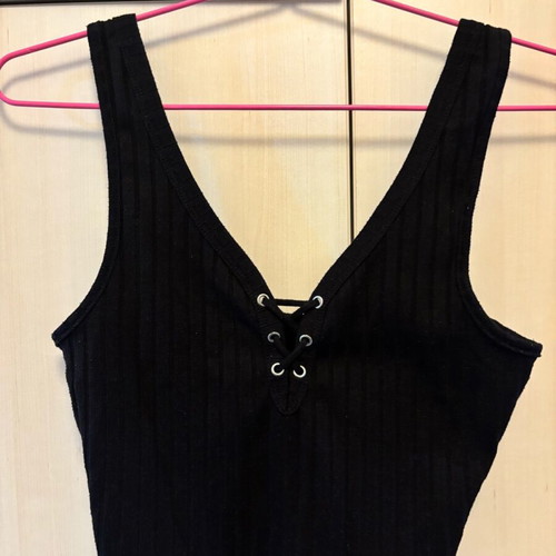 Stradivarius crop top used, size S, black, good condition