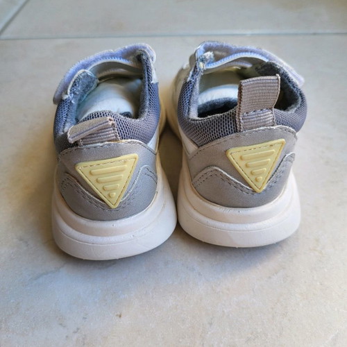 Unisex sneaker zara size 21