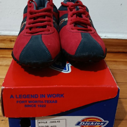 Dickies unisex sport shoes No 38 red collectible, new