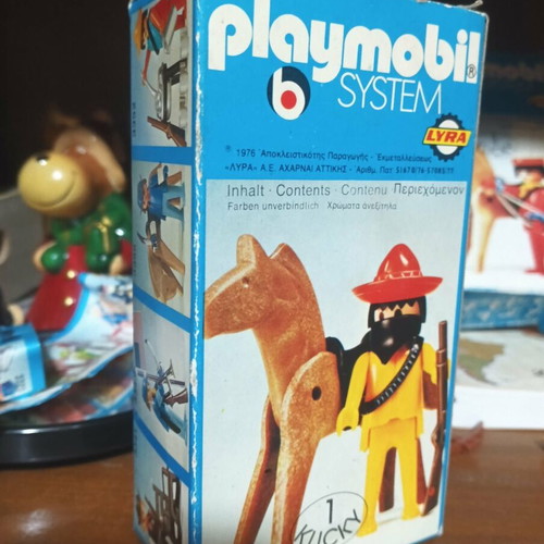 Playmobil LYRA collectible toys 1976, set of 2