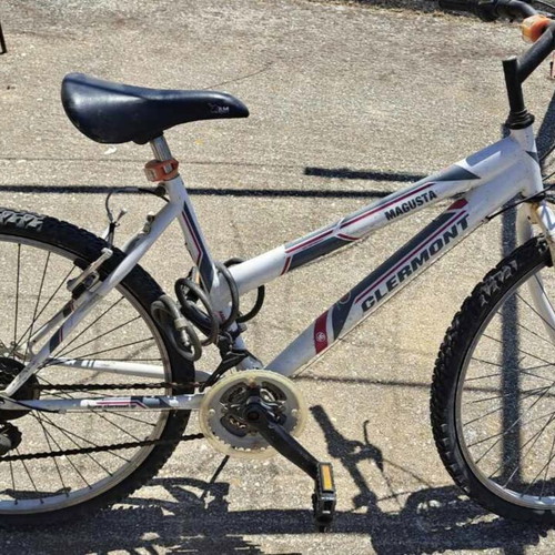 Clermont adult bicycle used, white, women's, with gears