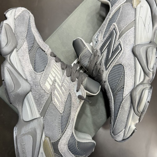 New Balance grey sneakers size 41