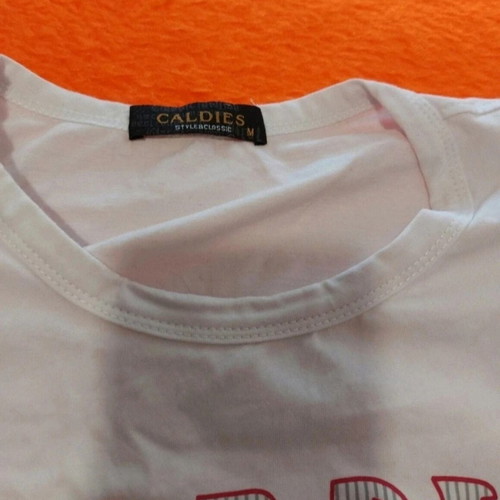 Set of 2 Scorpio T-shirts like new, size M, black and white