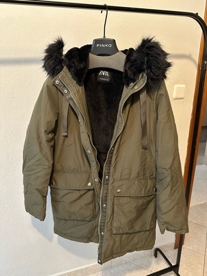 Zara jacket used oil color with fur hood and lining size M