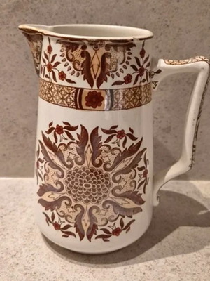 Société Céramique Maastricht antique earthenware pitcher with gold lustre