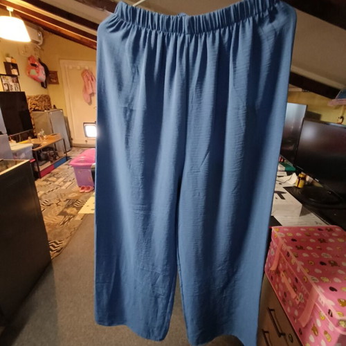 Flowy women's pants like new, blue ciel, elastic waist with drawstring