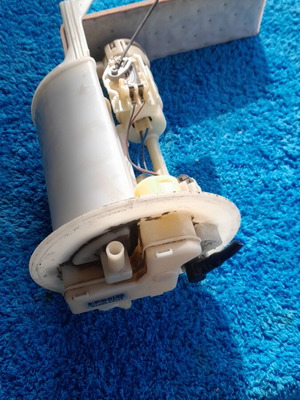 Aisan fuel pump for Toyota Yaris like new