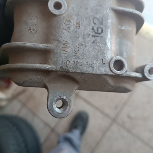 Engine mount for VW Golf 5 '04-'08 used, code 1K0199262L