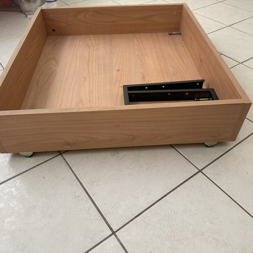 Double bed frame with cherry wood, built-in nightstand and 4 large drawers on wheels