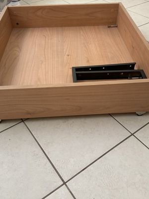 Double bed frame with cherry wood, built-in nightstand and 4 large drawers on wheels