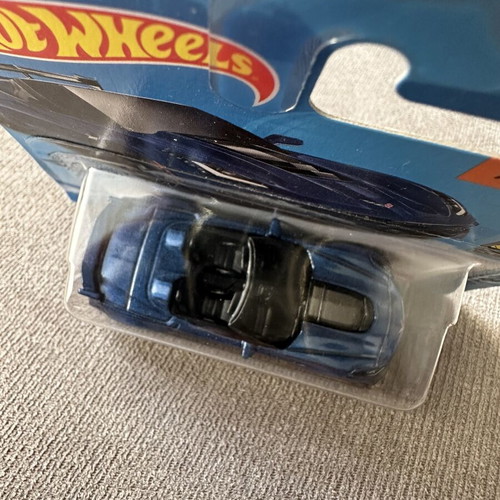 Hot Wheels '19 Corvette ZR1 Convertible new mainline model