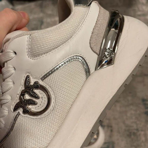 Pinko sneakers αθλητικά σε πολύ καλή κατάσταση, άσπρο και ασημί