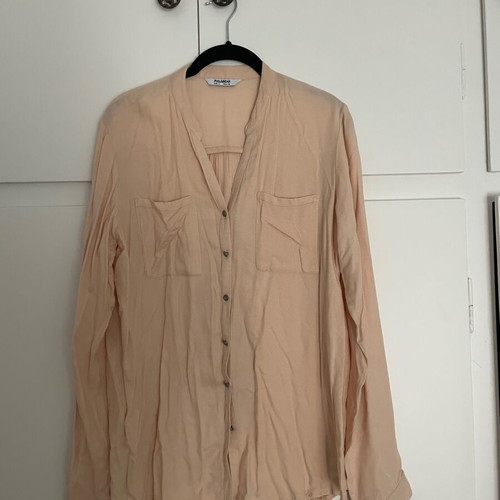 Salmon shirt without collar with metal buttons Pull & Bear large used