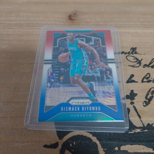 Bismack Biyombo Panini Prizm card like new