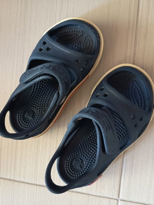 Crocs sandals size C7 used